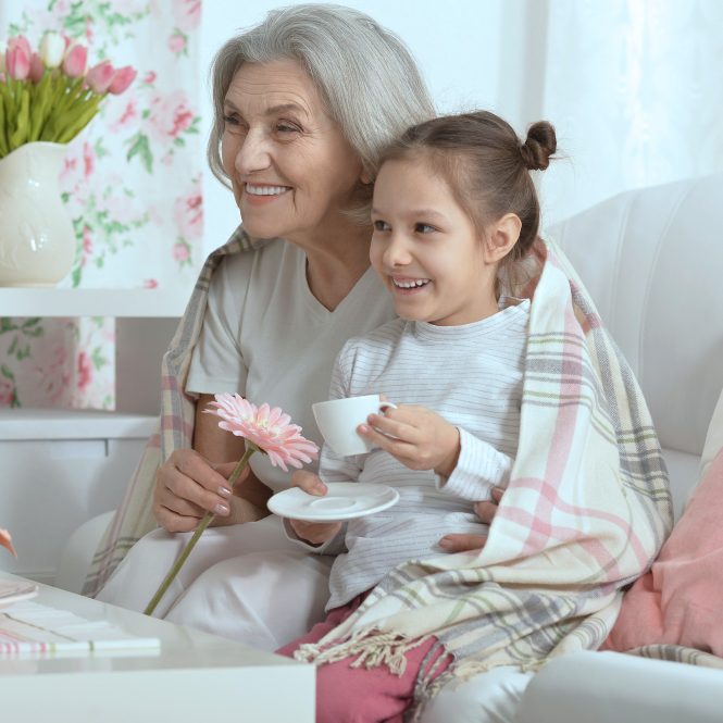 Обязаны ли бабушки нянчиться с внуками?
