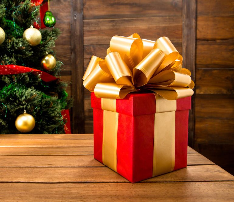 Маленькие и дешевые подарки на Рождество | 99+ идей, ваучер за 1 минуту | gkhyarovoe.ru