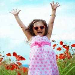 happy child - 12 способов воспитать ребенка счастливым