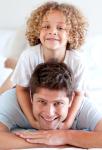 Вырастить ребенка по-настоящему счастливым: советы Михаила Лабковского
