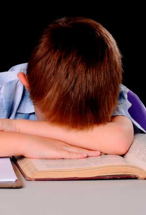 Запрещать ли книги, заставляющие детей плакать?