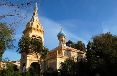 Суд во Франции признал храм в Канне собственностью России
