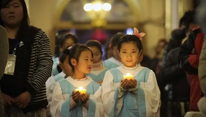 В Китае начали изымать детей из христианских семей