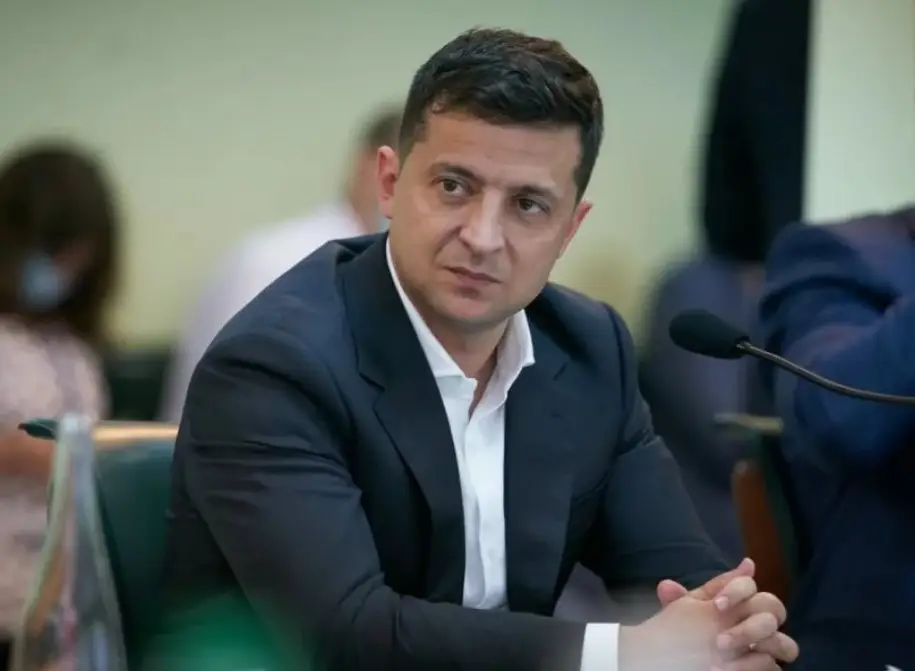 Президент Украины поблагодарил УПЦ за помощь в организации гумкоридора в Мариуполе