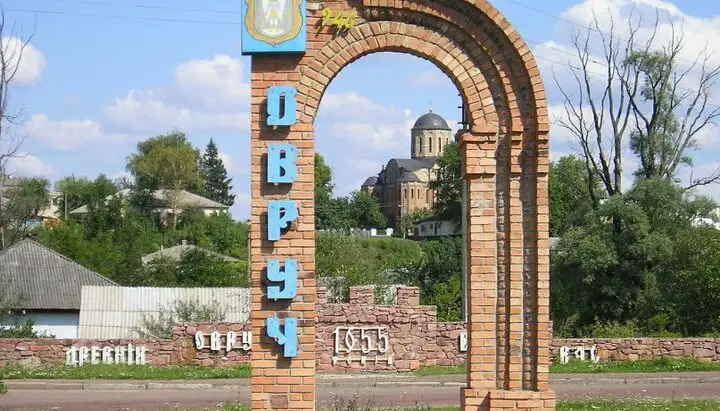 Власти Овруча Житомирской области требуют от священников УПЦ перейти в ПЦУ или освободить храмы