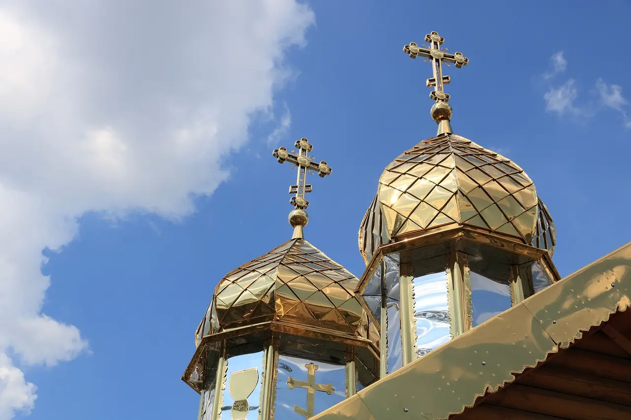 Всеукраинский Совет Церквей выступил против мурала в виде «иконы» Богородицы с оружием