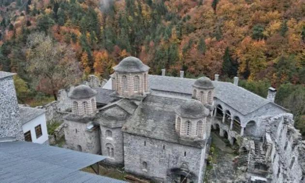 Взорванный гитлеровцами древний православный монастырь на Олимпе восстановили по фотографиям Второй мировой войны