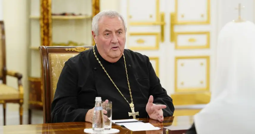 Глава Всемирного совета церквей призвал патриарха Кирилла выступить с обращением относительно военных действий в Украине