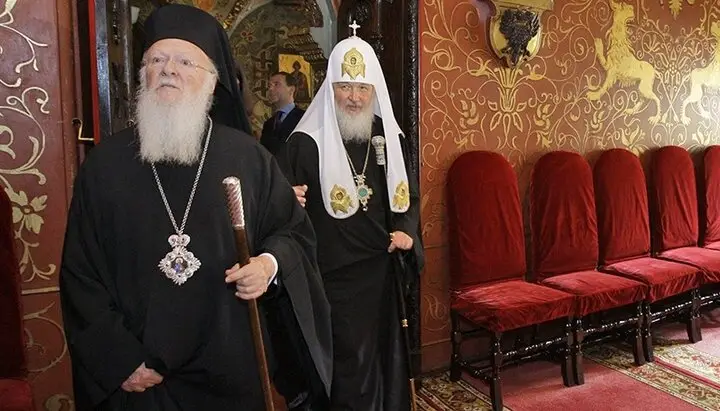 Предстоятель Константинопольской Церкви заявил, что слова патриарха Кирилла о погибших воинах противоречат учению Церкви