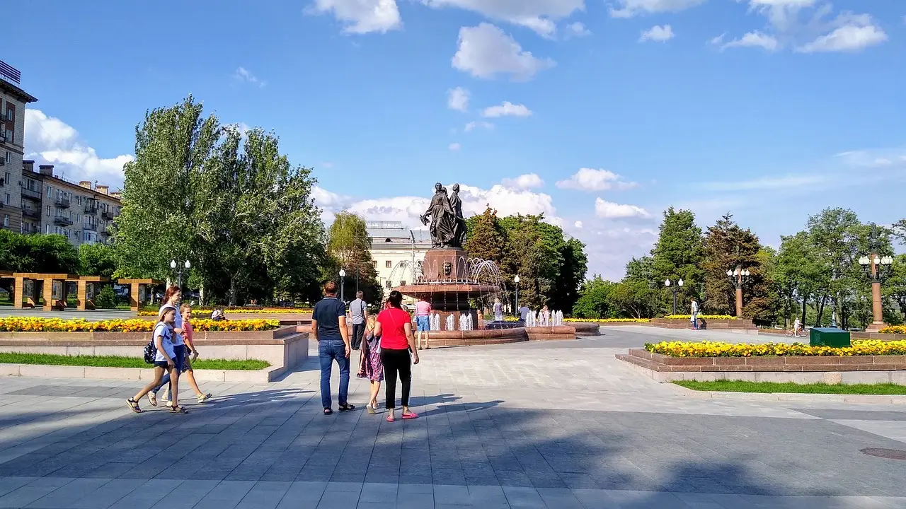 Власти опросят жителей Волгограда о переименовании города в Сталинград