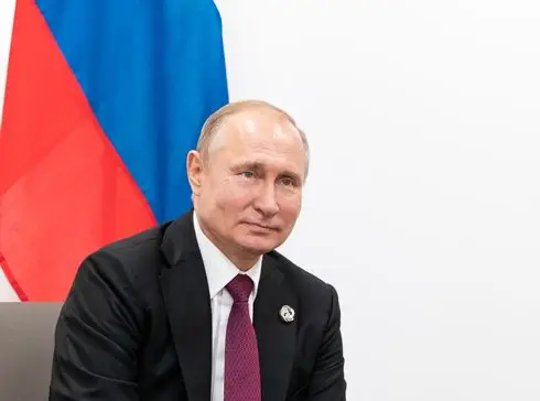 Путин подписал законы о запрете пропаганды ЛГБТКИАПП+, педофилии и смены пола