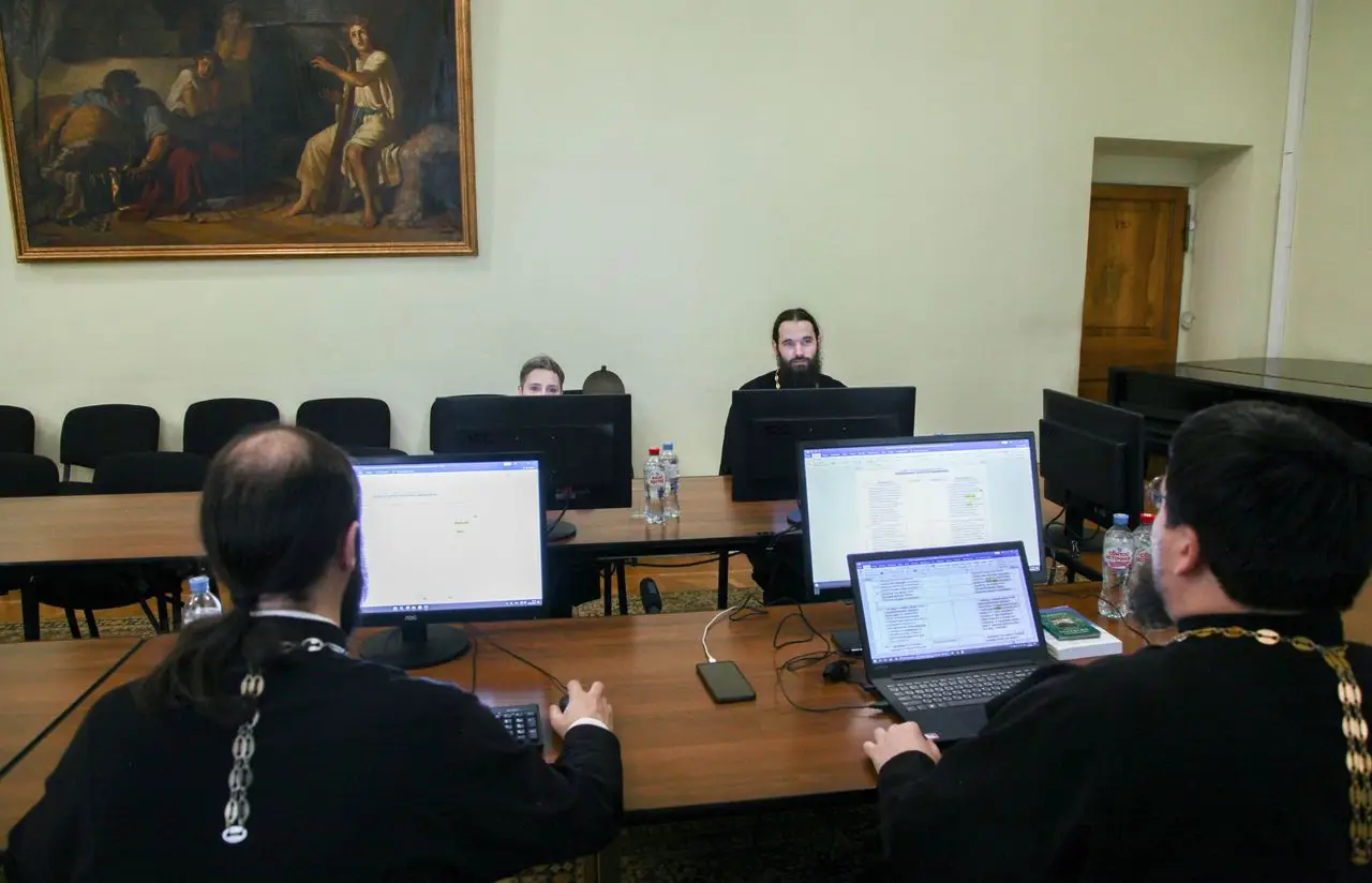 В Издательском совете состоялось очередное заседание рабочей группы по кодификации акафистов
