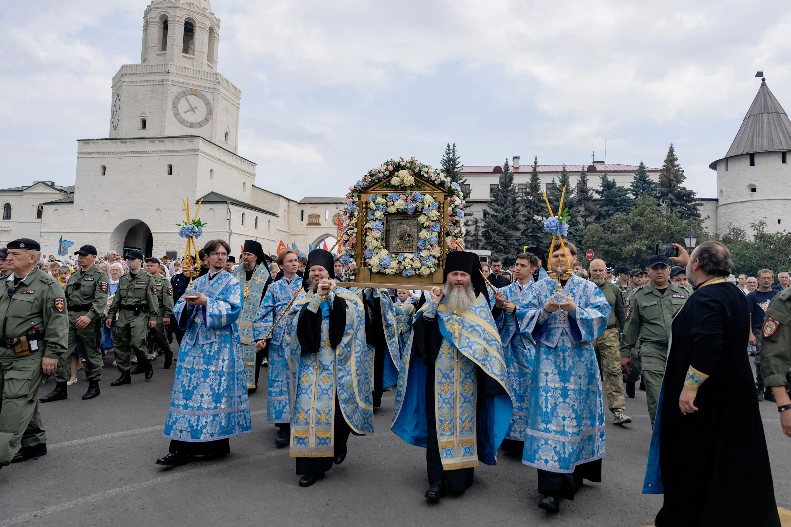 В столице Татарстана состоялся традиционный крестный ход с Казанской иконой Божией Матери