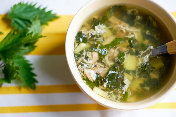 vitamin nettle soup bright yellow background and green nettles on the table top view healthy summer soup - Как употреблять блюда из крапивы?