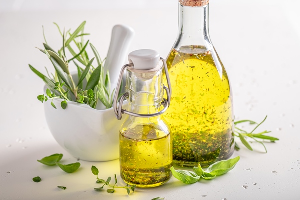 tasty and healthy oil as a source of healthy fat 1 - Квашеные лимоны с чесноком и специями