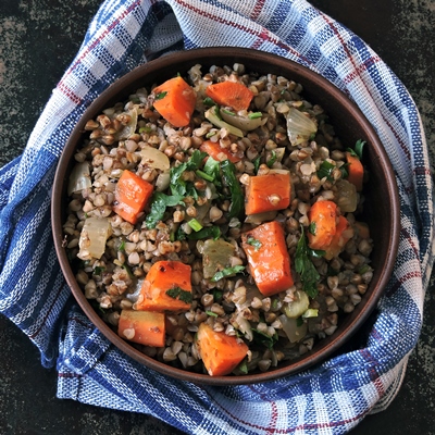 Печень с плоской стручковой фасолью