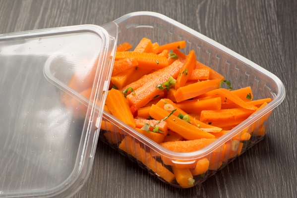 boiled carrot with green smell - Морковные постные котлеты
