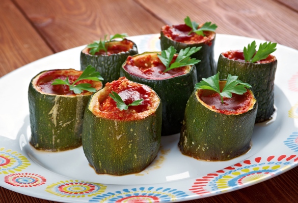 cuor di zucchina italian baked zucchini stuffed with cheese and tomatoes - Постные кабачки, фаршированные овощами