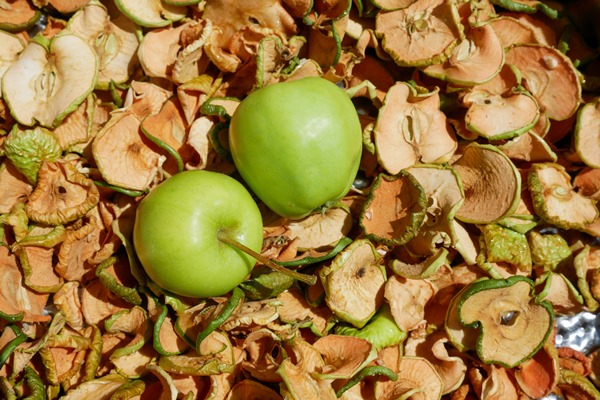 dried apple slices dried fruits dried green apples - Кисель из сушёных яблок