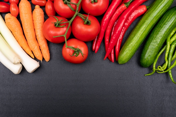 fresh bright colorful vegetables - Постные кабачки, фаршированные овощами