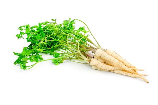fresh parsley with root leaf on white background - Баклажаны фаршированные (по-румынски), постный стол