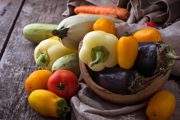fresh vegetable zucchini eggplant tomato pepper selective focus - Гивеч