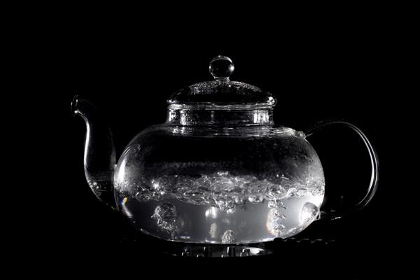 boiling hot water for tea arrangement - Кислый квас