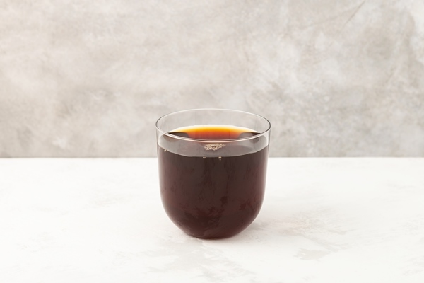 glass of homemade bread kvass carbonated soft drink kvass fermented beverage natural probiotic - Варварин квас