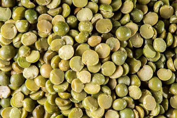 grain texture dried peas close up - Суп из сушёного гороха