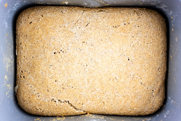 the baking bread in a bread machine the making bread - Гречнево-ржаной хлеб