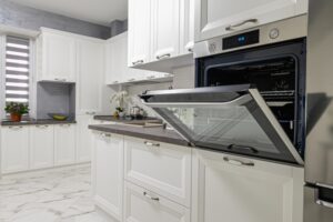 electric appliances such as espresso coffee maker sandwich maker oven modern minimalistic white kitchen interior - Яблочная пастила (видео)