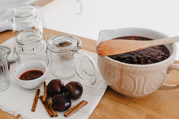 plum jam confiture preparation - Сливовое варенье с косточками