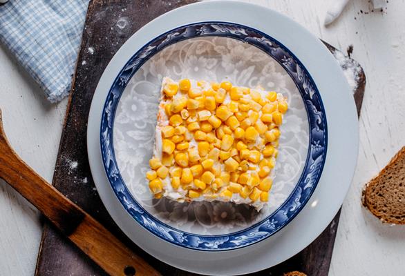 Салат Мимоза с рыбными консервами и кукурузой — пошаговый рецепт с фото