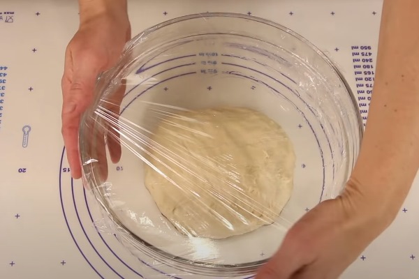 2022 08 11 009 - Постный луковый пирог на картофельном отваре (видео)