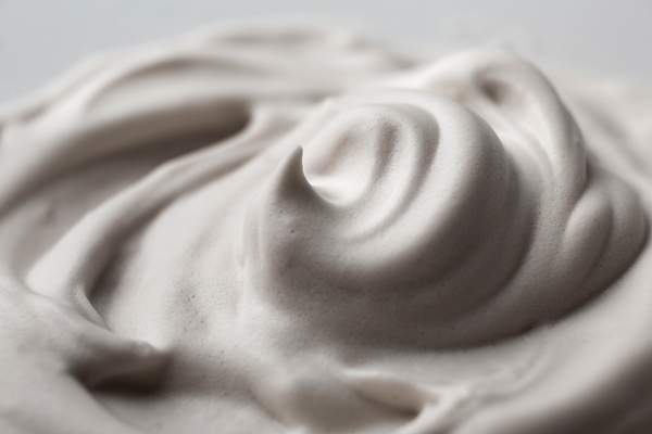 close up texture of cream - Яйца "Орсини"