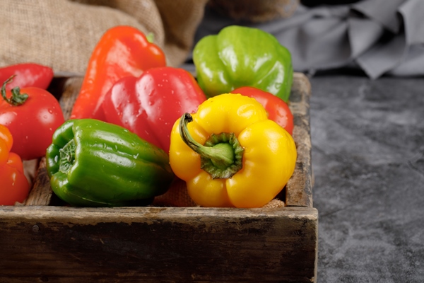 seasonal vegetables in a rustic tray on the grey stone - Шурпа с нутом