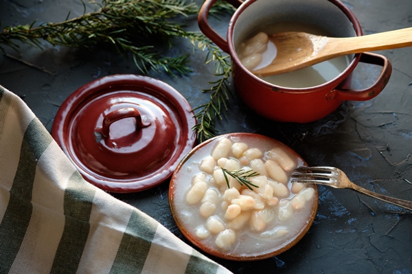 cooked white beans - Хумус из фасоли с грибами