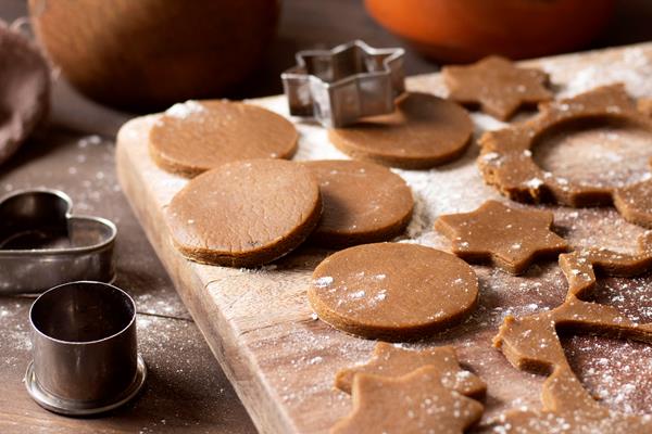 delicious winter cookies dessert - Монастырская кухня: печенье на томатном соке, овсяный суп с цветной капустой