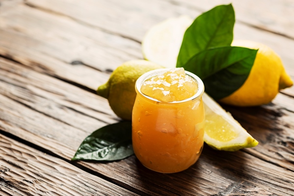 homemade lemon jam - Монастырская кухня: чечевица со свёклой, постный лимонный бисквит