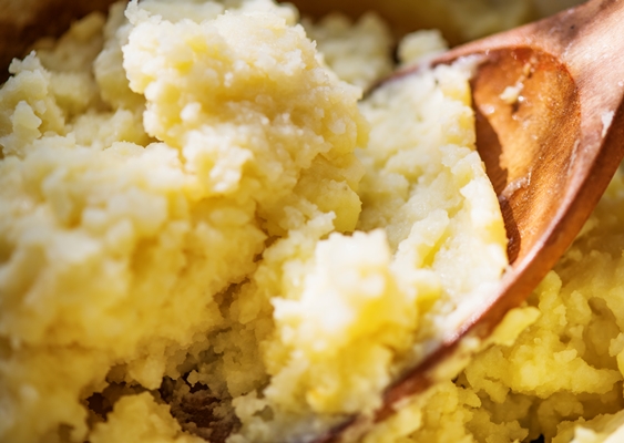 mashed potatoes food photography recipe idea - Грибы в мешочках из картофеля