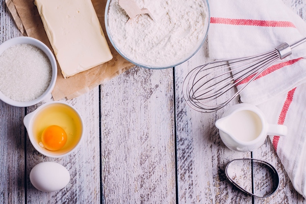 ingredients for baking easter cake - Пасхальные куличи