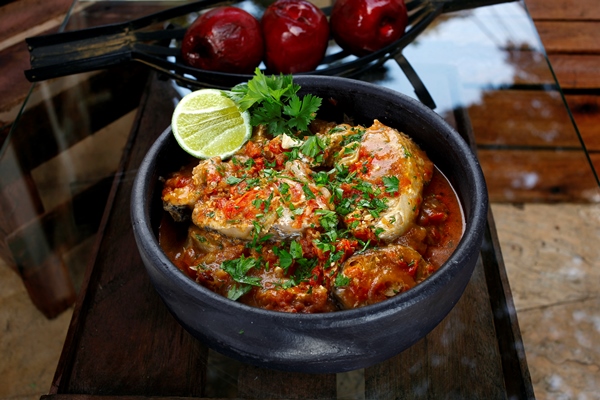 moqueca fish stew traditional brazilian food - Буглама из рыбы