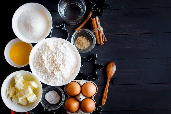 set of ingredients for cooking festive christmas gingerbread cookies - Морковно-творожный мазурек