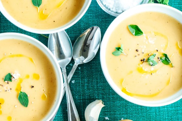 Ингредиенты для диетического супа с цветной капустой: