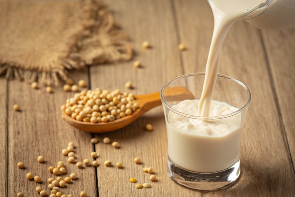 soy milk soy food and beverage products food nutrition concept - Постные ленивые голубцы с грибами и рисом