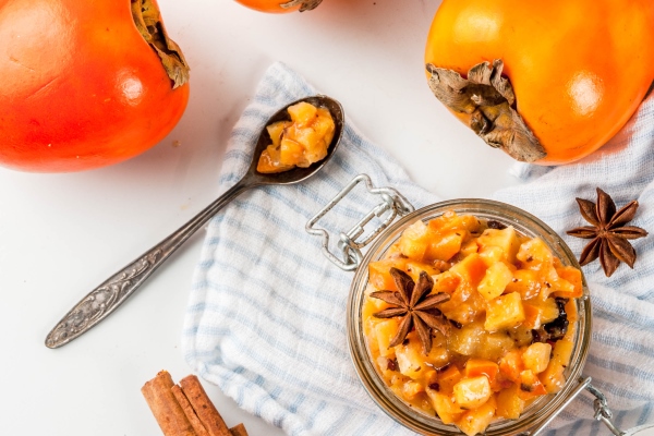 persimmon chutney with cinnamon and anise stars - Пирожное из хурмы (старинный рецепт)