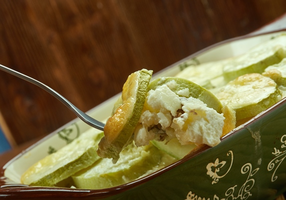 cheesy squash casserole ts richness from parmesan cheddar sour cream summer squas - Мойва с овощами в горшочках