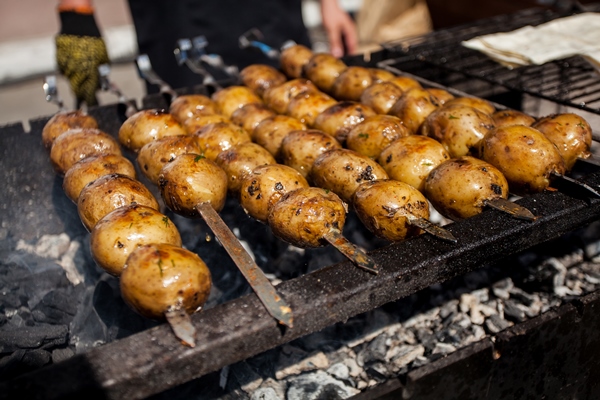 Нерка в фольге на мангале - вкусный рецепт от Сахалинского икорного дома