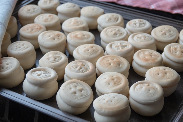 the process of making liturgical bread recursion is used in orthodox worship 2 - Просфорное тесто на закваске, старинный рецепт