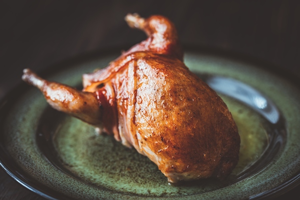 baked quail wrapped in bacon - Старинные секреты приготовления скоромных и постных супов